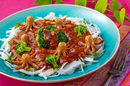 ソーセージのスパイシーホットサラダ